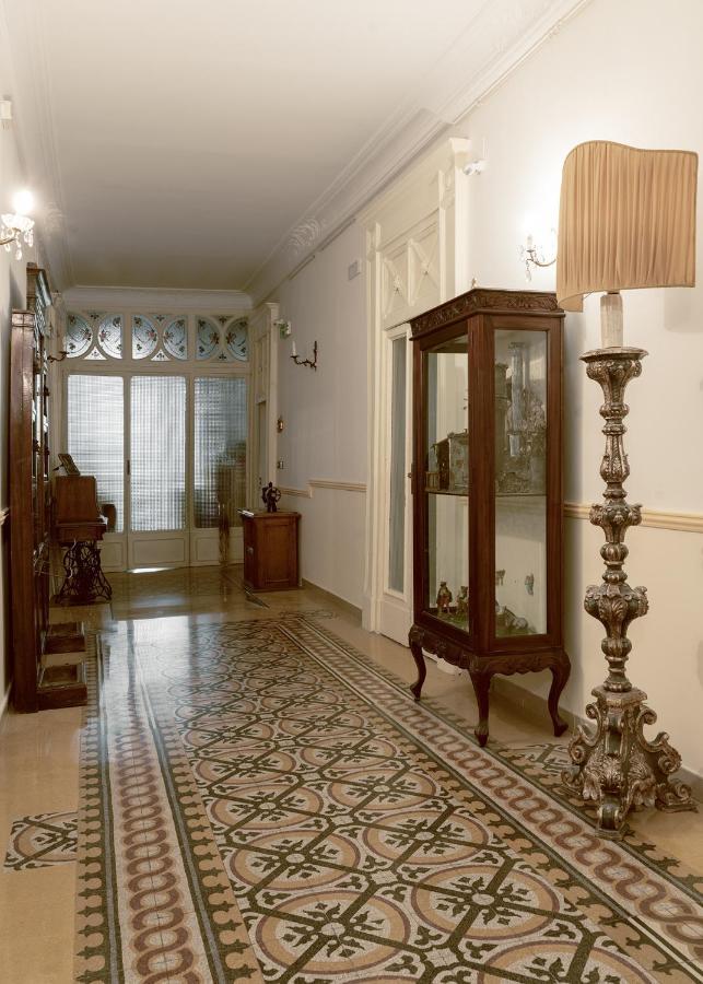 Carafa Di Maddaloni Residenza Di Charme Hotel Naples Luaran gambar