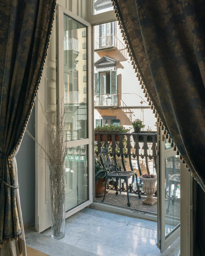Carafa Di Maddaloni Residenza Di Charme Hotel Naples Luaran gambar