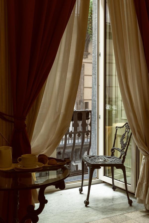 Carafa Di Maddaloni Residenza Di Charme Hotel Naples Luaran gambar