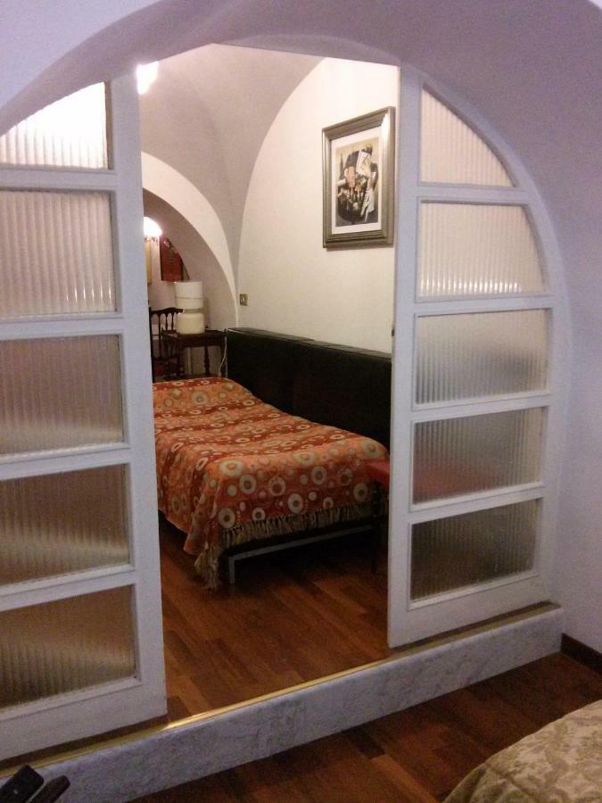 Carafa Di Maddaloni Residenza Di Charme Hotel Naples Luaran gambar