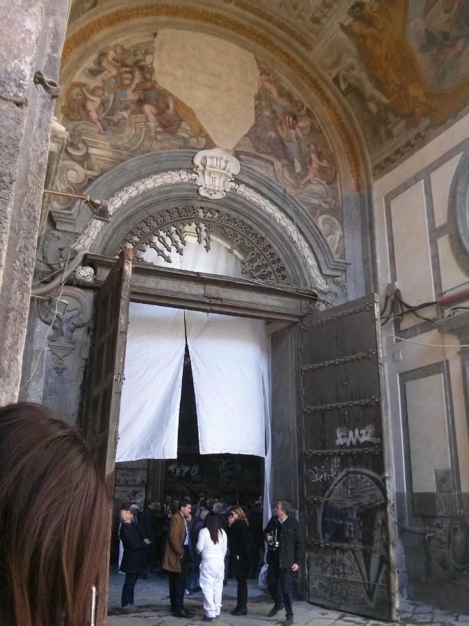 Carafa Di Maddaloni Residenza Di Charme Hotel Naples Luaran gambar